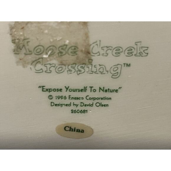 Enesco Moose Creek Crossing “Expose Yourself to Nature” 1996 Wolf Fig #260681 - Picture 6 of 7
